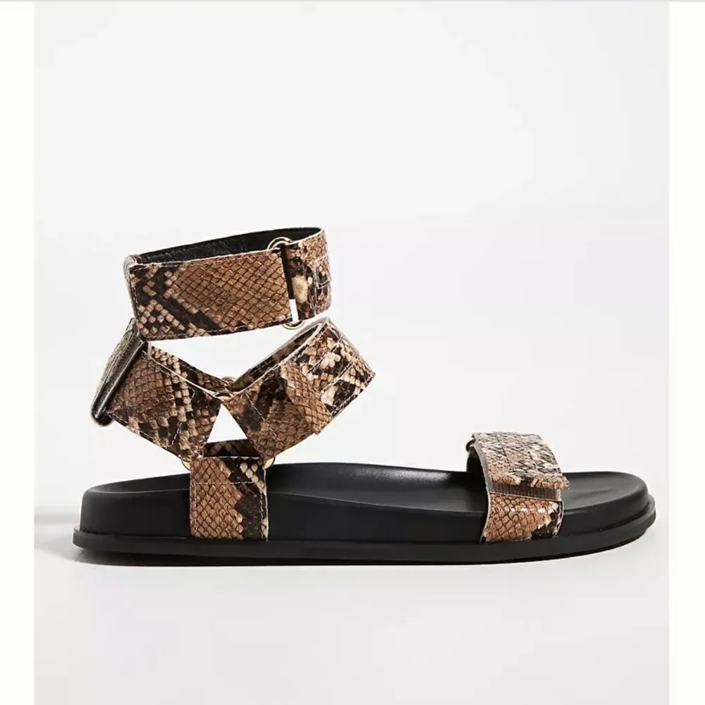 NIB Silent D ankle strap sandals. 36 ( 6 )